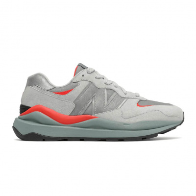 New Balance 5740 